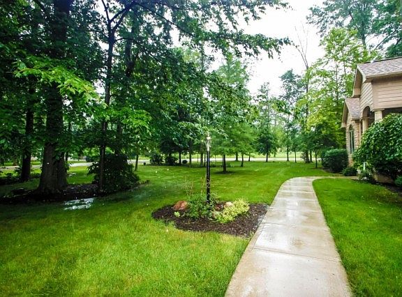 5th image of 115 Taylor Way Dr