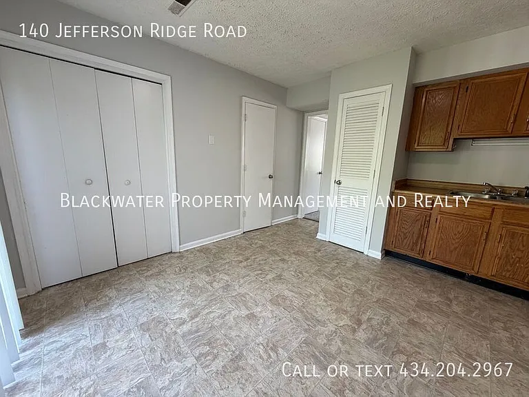 140 Jefferson Ridge Rd — Photo 5