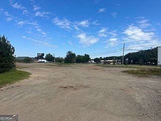 2nd image of 1820 S Slappey Blvd