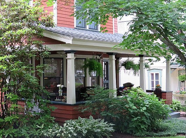 1st image of 24 Vincent Ave