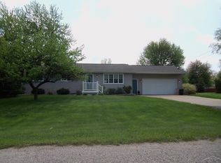 12239 Autumn Ln, Freeland, MI 48623