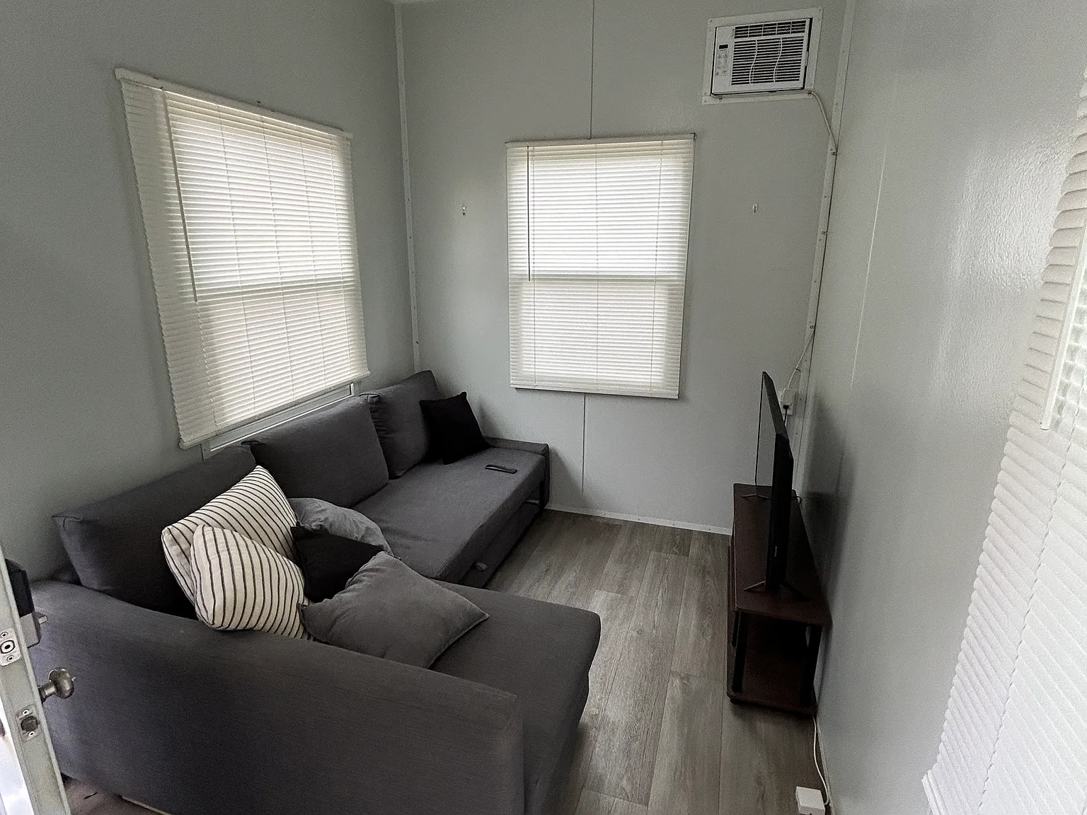 1 bed, 500 sqft, $1,000 — Photo 4