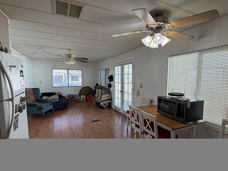 345 S 58th St #82 — Photo 9