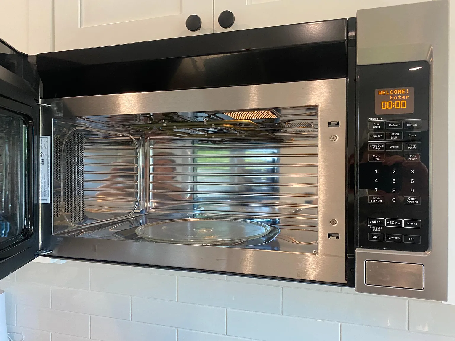 105 Sally St — Photo 3