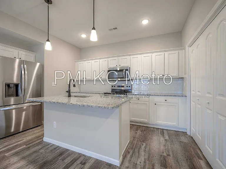 2709 Chasehire Dr — Photo 13
