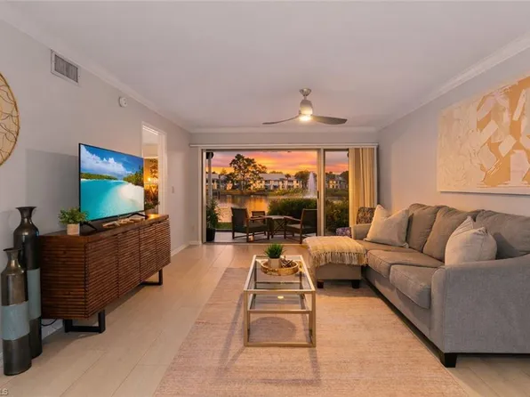 816 Gulf Pavilion DR #102, NAPLES, FL 34108