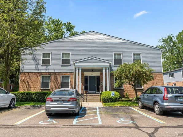 505 E University Dr APT 301, Rochester, MI 48307
