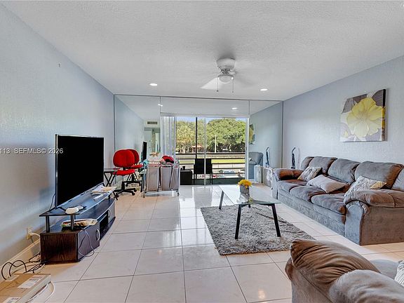 3rd image of 4848 NW 24th Ct APT 215