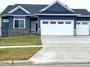 618 Fawn Ave, Tiffin, IA 52340