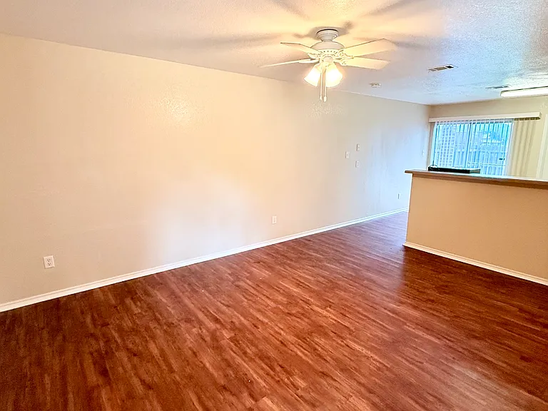 1602 Inca Dr #A — Photo 4