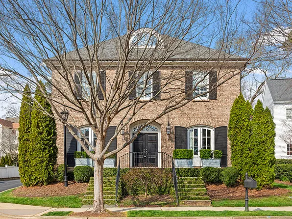 2305 Yancey St, Raleigh, NC 27608