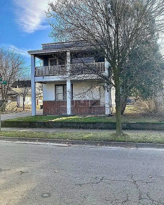 404 Stanton Ave