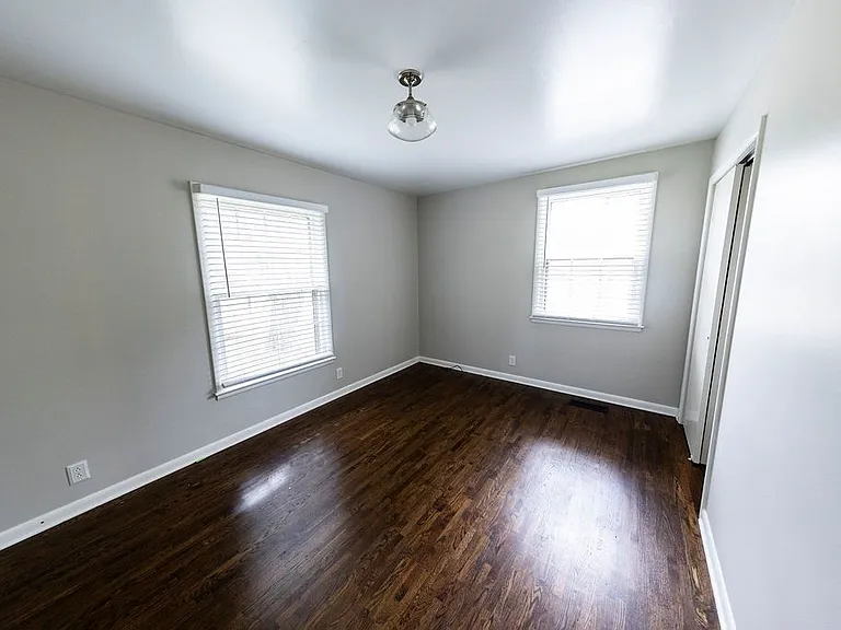205 Lady Marion Dr — Photo 13
