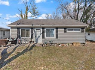 1834 Scott Rd, New Albany, IN 47150