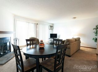 6301 Quinwood Ln N APT 308, Maple Grove, MN 55369