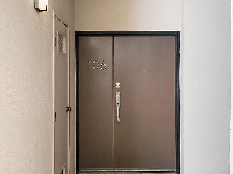 723 Westmount Dr #106 — Photo 20