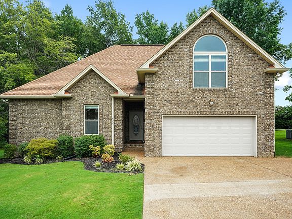 2nd image of 432 Foster Dr