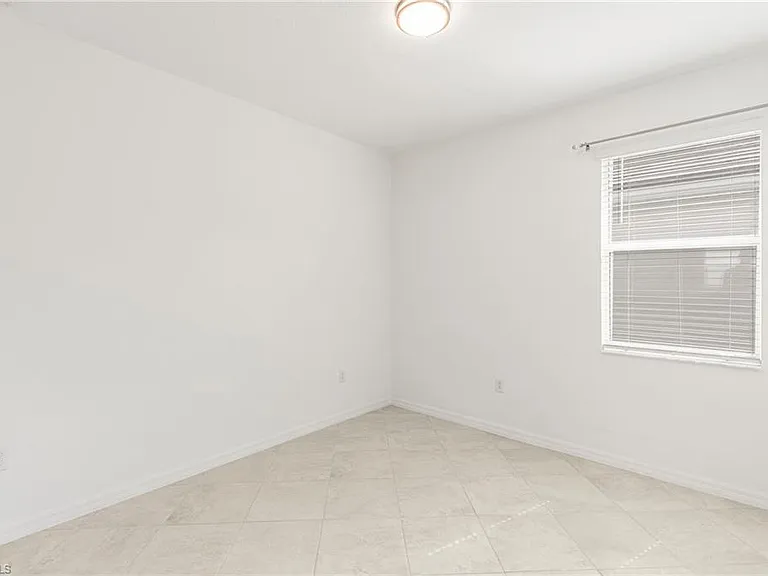 2525 Kona Way — Photo 15
