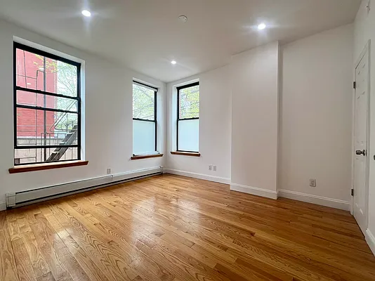 Rented by Native Real Estate LLC | media 10