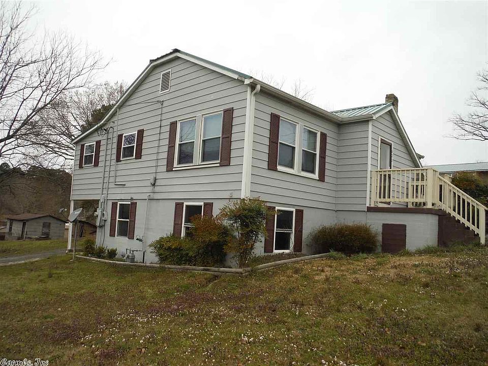 2nd image of 400 N 2nd St