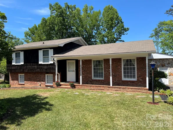 2848 Walter Dr NW, Concord, NC 28027