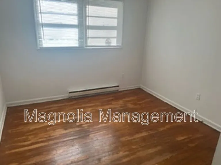 248 Gholson Ave — Photo 5