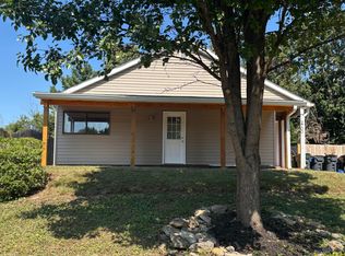 2700 Whitwood Pl, Lexington, KY 40509
