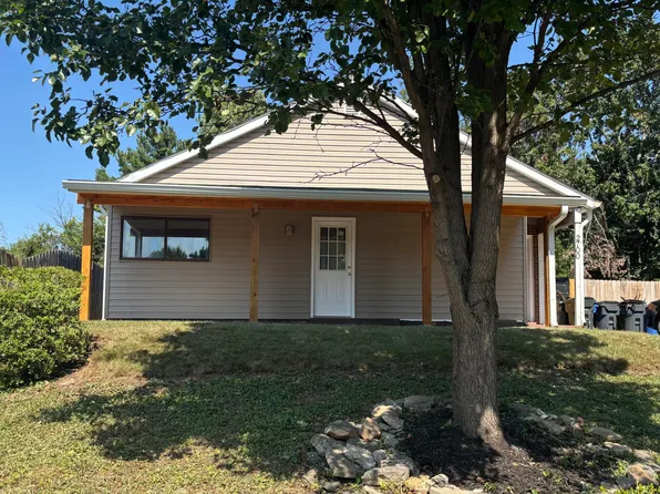 2700 Whitwood Pl, Lexington, KY 40509