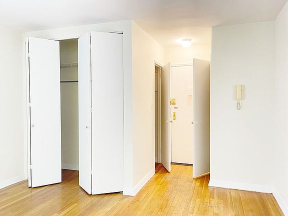 5th image of 157 E 18th St APT 3F