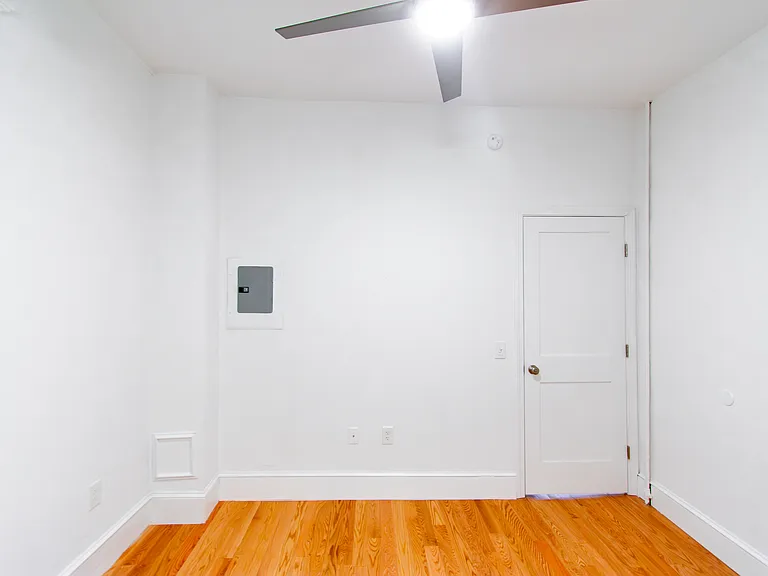 175 Hemenway St #3 — Photo 10