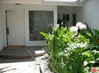 2298 Betty Ln, Beverly Hills, CA 90210