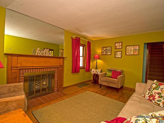 4th image of 751 S Burgess Ave