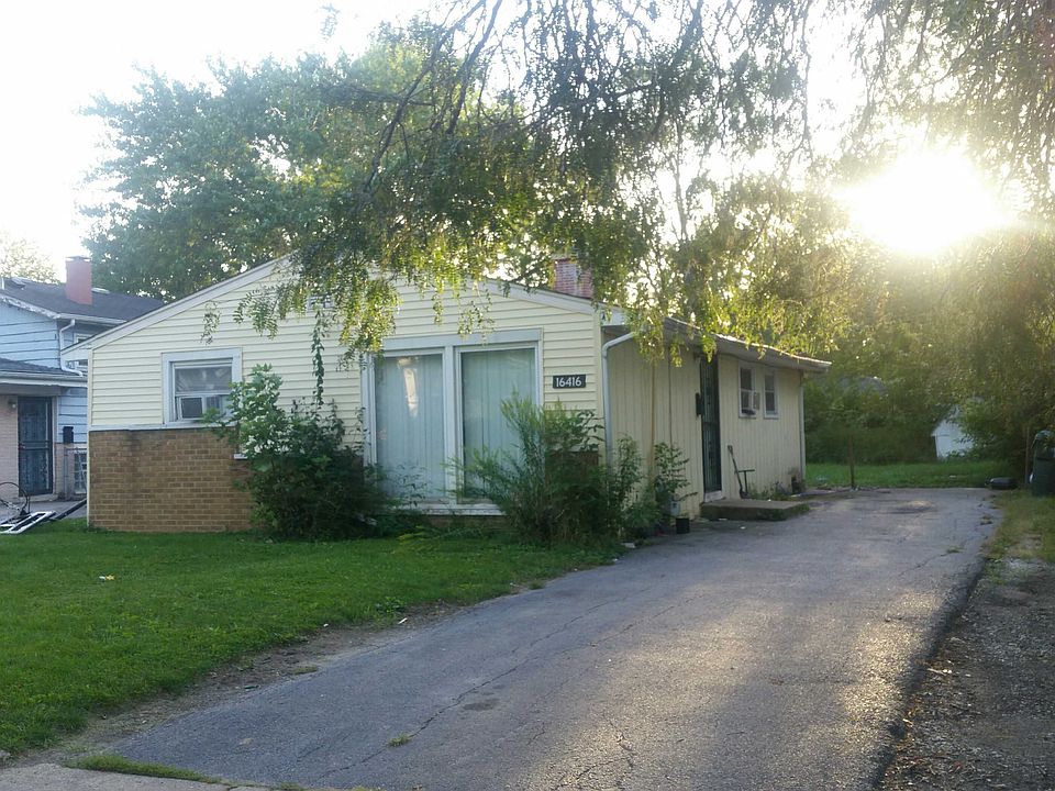 2nd image of 16416 Marshfield Ave