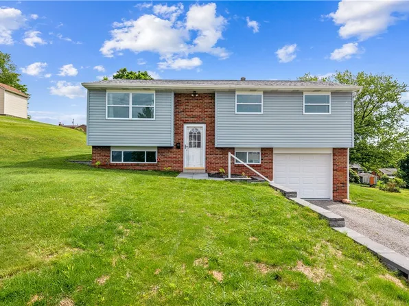 216 Michigan Ave, Lower Burrell, PA 15068
