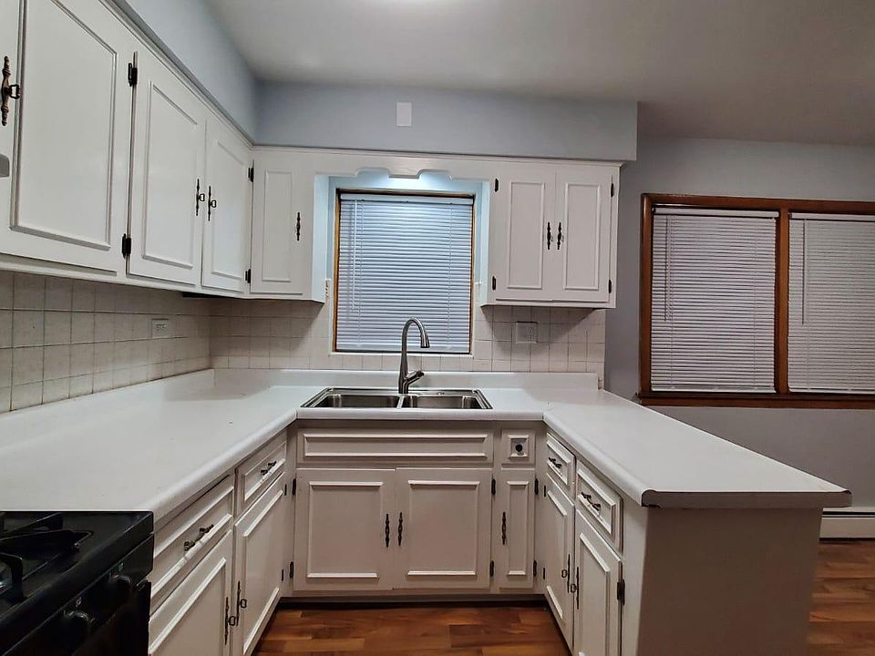 1st image of 8634 W Berwyn Ave #3S