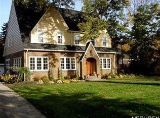 3351 Norwood Rd, Shaker Heights, OH 44122