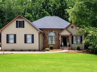 6155 Ivey Manor Dr, Cumming, GA 30040