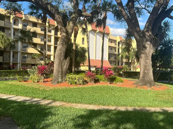 23344 Carolwood Lane #207, Boca Raton, FL 33428