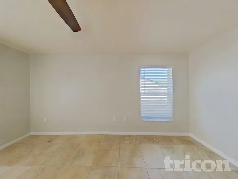 400 Cocoa Ct — Photo 10