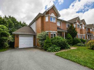 9 Trailwood Pl, Halifax, NS B3M3X9