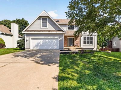 1037 SW Sunflower Dr, Lees Summit, MO, 64081