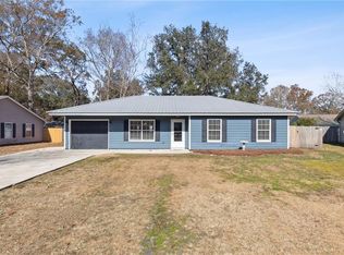 109 Boxwood Ct, Kingsland, GA 31548