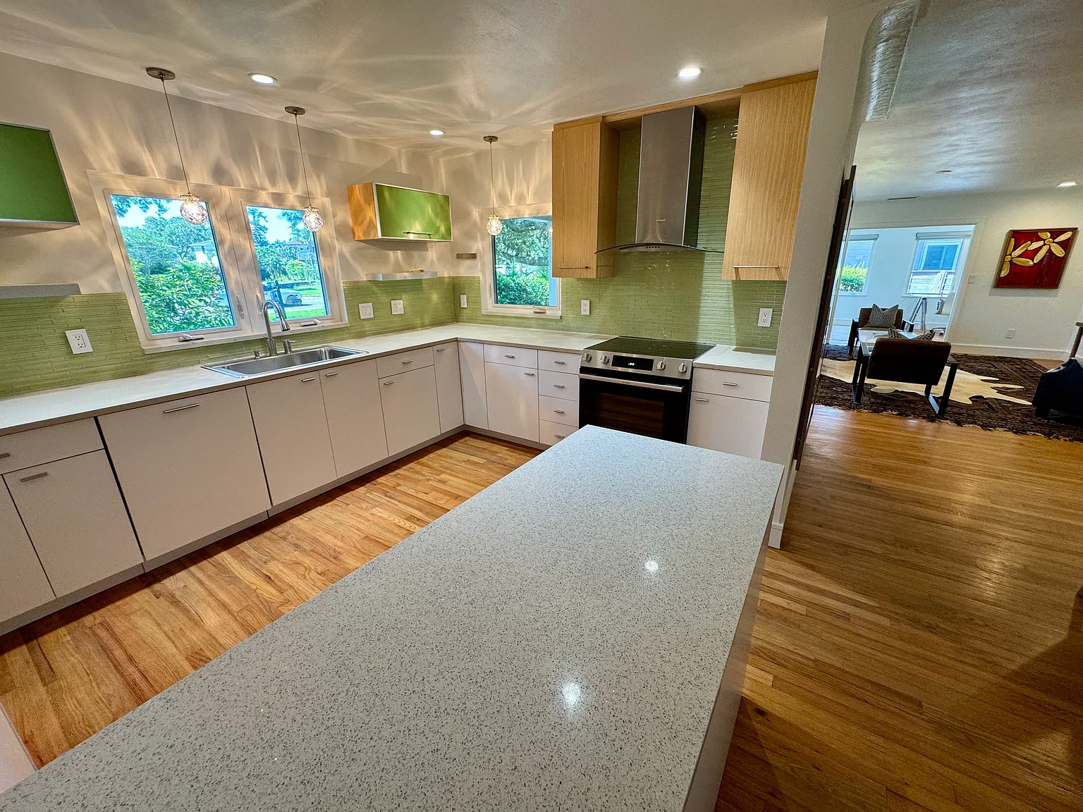 2 bed, 1374 sqft, $6,500 — Photo 3
