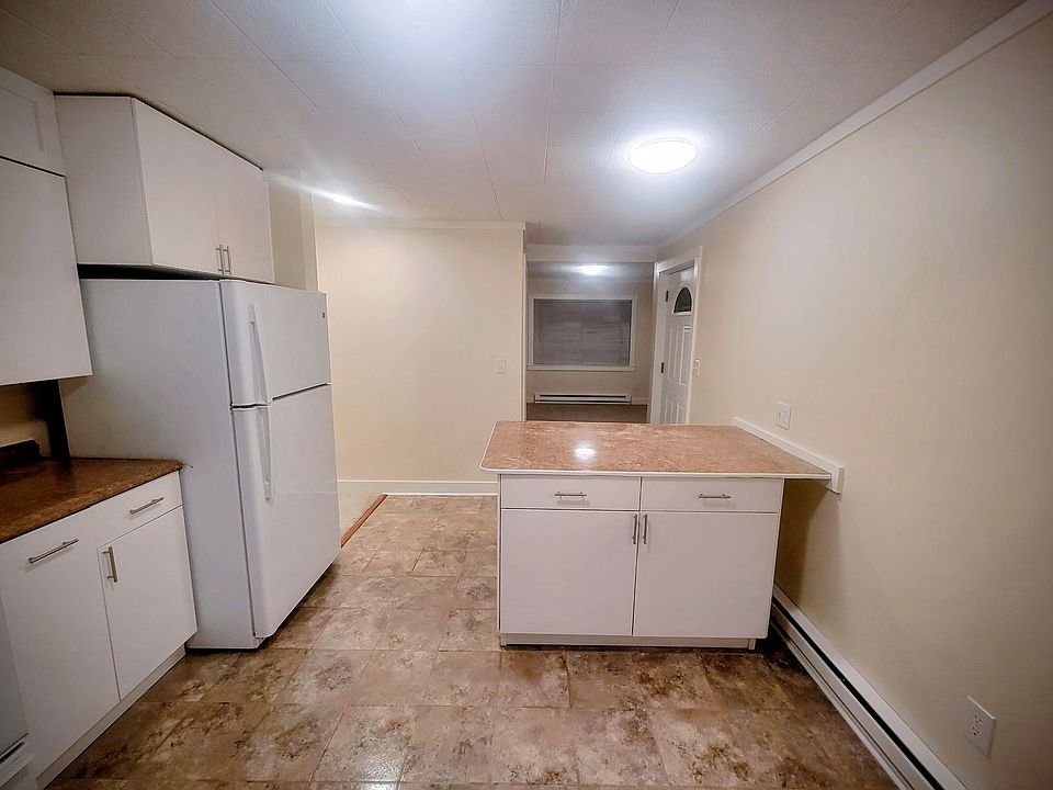 1st image of 706 Avenue K #2