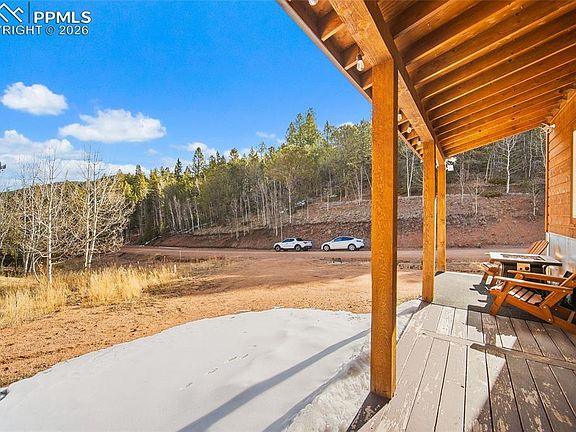 4th image of 213 Willow Rd