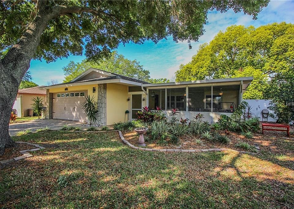 1st image of 424 Tangerine Dr
