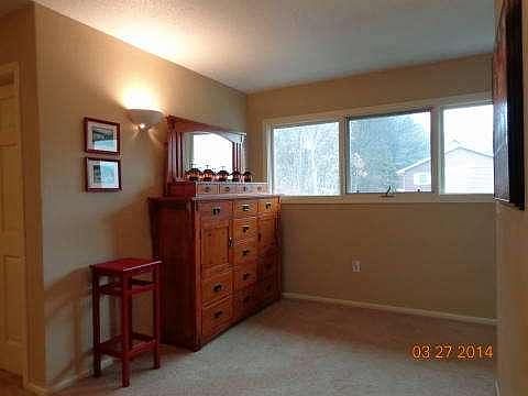 4th image of N1975 Joy Ln