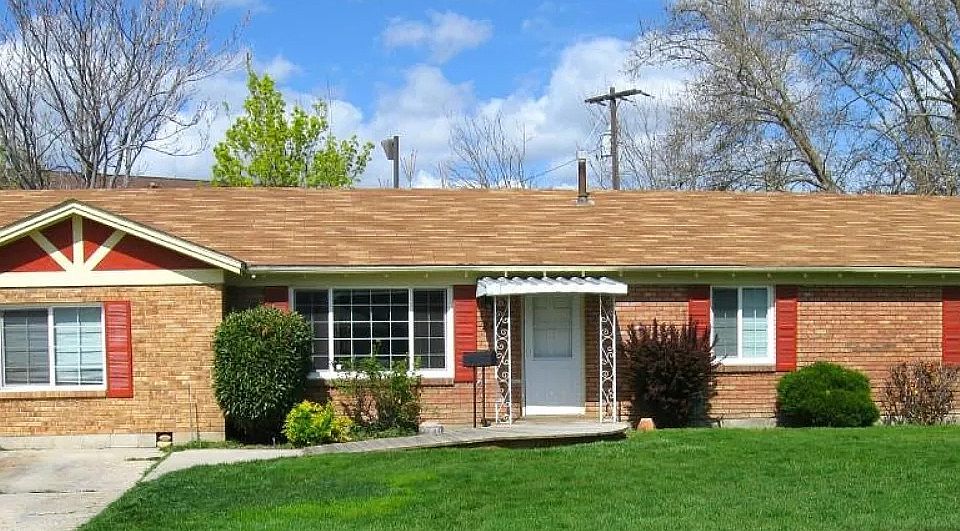 1st image of 2418 W Malad St #1