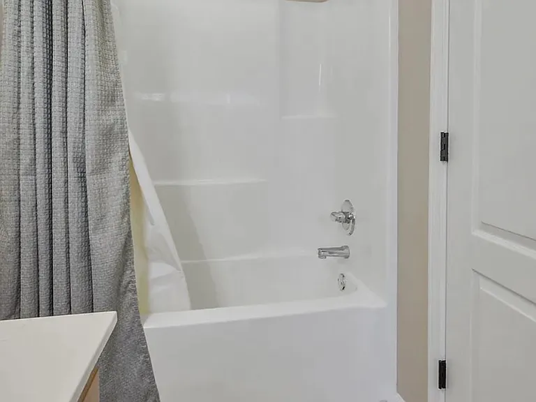 14215 Prairie Meadow Dr — Photo 16