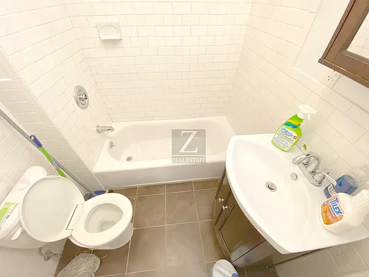 Rented by ZealEstate Group Inc | media 56